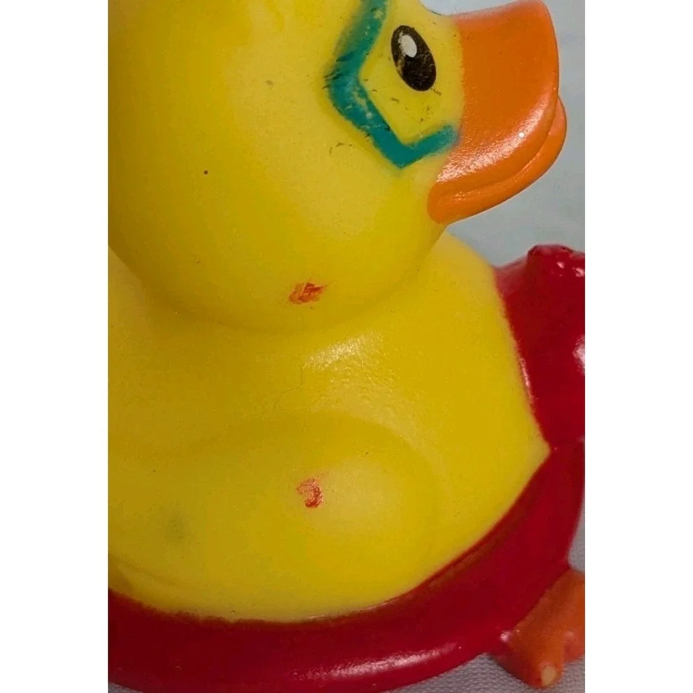 Rubber Ducks Cowboys Ninja Police Queen Novelty Characters Ducky Bath Lot Of 21